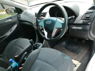 2017 HYUNDAI ACCENT 1.6 MANUAL TRANSMISSION IN EXCELLENT CONDITION WITH FULL SERVICE HISTORY