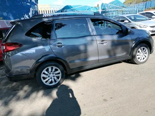 2021 HONDA BRV 7 SEATER MANUAL TRANSMISSION IN EXCELLENT CONDITION