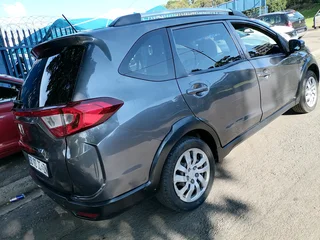 2021 HONDA BRV 7 SEATER MANUAL TRANSMISSION IN EXCELLENT CONDITION