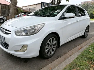 2017 HYUNDAI ACCENT 1.6 AUTOMATIC TRANSMISSION IN EXCELLENT CONDITION