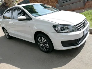 2019 VOLKSWAGEN POLO 6 SEDAN 1.4 COMFORTLINE MANUAL TRANSMISSION IN EXCELLENT CONDITION