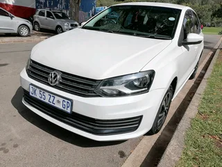 2019 VOLKSWAGEN POLO 6 SEDAN 1.4 COMFORTLINE MANUAL TRANSMISSION IN EXCELLENT CONDITION