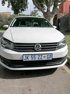 2019 VOLKSWAGEN POLO 6 SEDAN 1.4 COMFORTLINE MANUAL TRANSMISSION IN EXCELLENT CONDITION