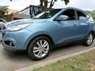2013 HYUNDAI IX35 MANUAL TRANSMISSION IN EXCELLENT CONDITION