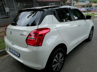 2023 SUZUKI SWIFT 1.2 AUTOMATIC TRANSMISSION IN EXCELLENT CONDITION