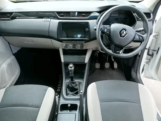 2022 RENAULT TRIBER 1.0 MANUAL TRANSMISSION IN EXCELLENT CONDITION