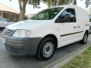 2010 VOLKSWAGEN CADDY 1.6 PANEL VAN MANUAL TRANSMISSION IN EXCELLENT CONDITION