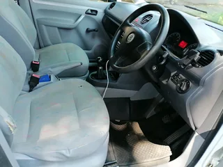 2010 VOLKSWAGEN CADDY 1.6 PANEL VAN MANUAL TRANSMISSION IN EXCELLENT CONDITION