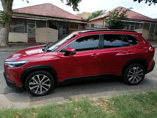 2022 TOYOTA COROLLA CROSS 1.8 AUTOMATIC TRANSMISSION IN EXCELLENT CONDITION