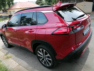 2022 TOYOTA COROLLA CROSS 1.8 AUTOMATIC TRANSMISSION IN EXCELLENT CONDITION