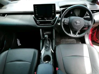 2022 TOYOTA COROLLA CROSS 1.8 AUTOMATIC TRANSMISSION IN EXCELLENT CONDITION