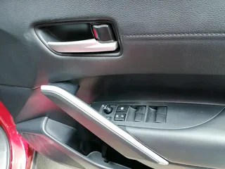 2022 TOYOTA COROLLA CROSS 1.8 AUTOMATIC TRANSMISSION IN EXCELLENT CONDITION