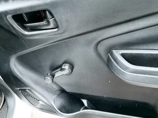 2024 TOYOTA VITZ 1.0 MANUAL TRANSMISSION IN EXCELLENT CONDITION WITH SERVICE BOOK