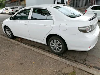 2017 TOYOTA COROLLA QUEST PLUS 1.6 MANUAL TRANSMISSION IN EXCELLENT CONDITION