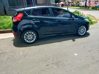 2015 Ford Fiesta 1.0 Ecoboost Manual Transmission In Excellent Condition With Service Book