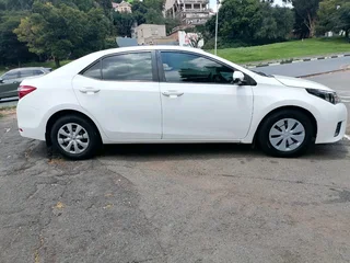 2015 Toyota Corolla Prestige 1.4 D4d Manual Transmission In Excellent Condition With Leather Seats