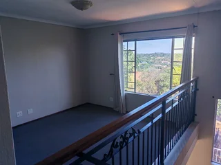 Perfect Lock-up and go Apartment to rent in the beautiful Bellevue Complex, situated in Murrayfield,