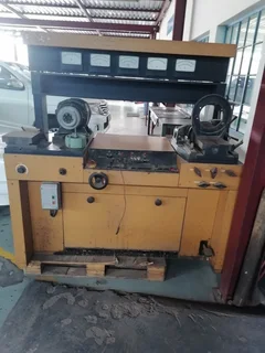 Hydraulic crimper  and Electric test bench