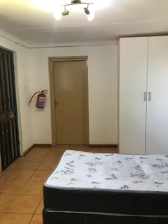 UJ Girls student commune