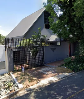 UJ Girls student commune