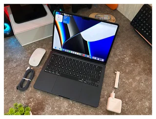 Apple MacBook Air 13&#34; M4, 16GB Memory, 256GB Storage