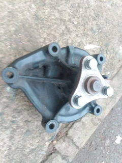 MINI COOPER WATER PUMP FOR SALE IN EXCLLENT CONDITION*