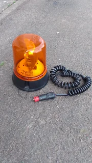 HEAVY DUTY STRONG WARNING LIGHT FOR SALE IN EXCELLENT CONDITION.R499