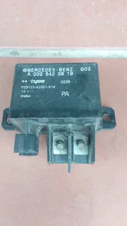 Mercedes Benz S Class S21 W211battery Relay Module Unit For Sale.r999
