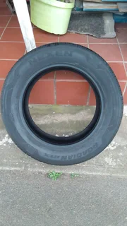 235/60/18 BRAND NEW BAKKIES TYRE ONLY ONE AVAILABLE.
