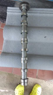 VW AMAROK 2.0TDI CAME SHAFT FOR SALE IN EXCELLENT CONDITION.