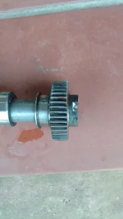 VW AMAROK 2.0TDI CAME SHAFT FOR SALE IN EXCELLENT CONDITION.