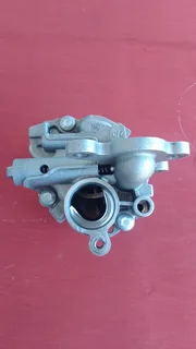 FORD RANGER ORIGINAL OIL PUMP FOR SALE STILL LIKE NEW*
