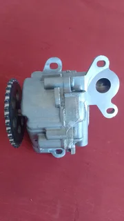 FORD RANGER ORIGINAL OIL PUMP FOR SALE STILL LIKE NEW*