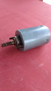 BMW E90 E46 VALVETRONIC MOTOR FOR SALE IN EXCELLENT CONDITION. R1400