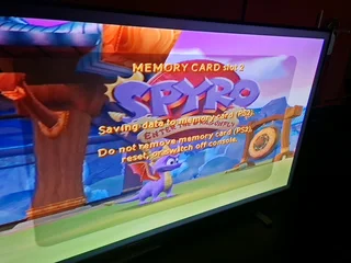 PS2 Spyro Enter The Dragonfly, read add, WhatsApp only