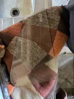 VW Beetle Door Glass, read add, WhatsApp only.