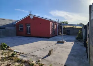 2 bedroom house portlands