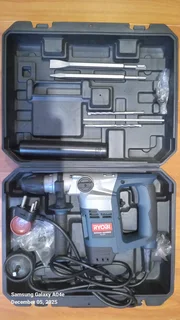 520WATT RYOBI ROTARY HAMMER DRILL