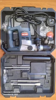 520WATT RYOBI ROTARY HAMMER DRILL