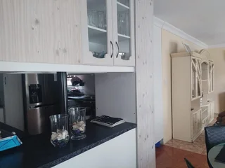 4 bedroom house to let in Caversham Glen