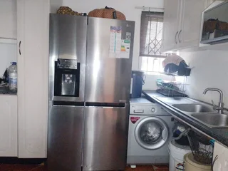 4 bedroom house to let in Caversham Glen