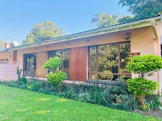 4 bedroom house to let in Padfield Park-No Agents Please