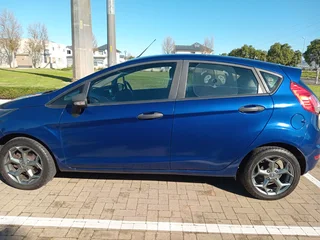 2014 Ford Fiesta Hatchback