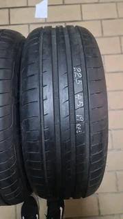 285/30 R20 used tyres and more.call/whatsapp Enzo 078345571e