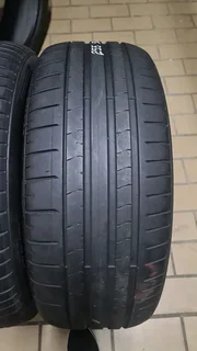 225/40 R19 used tyres and more.call/whatsapp Enzo 0783455713
