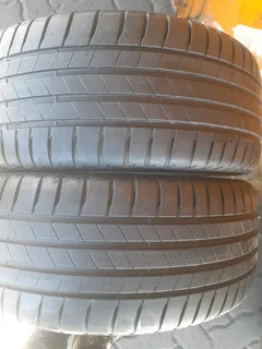 235/35 R19 used tyres and more. Call /whatsapp Enzo 0783455713