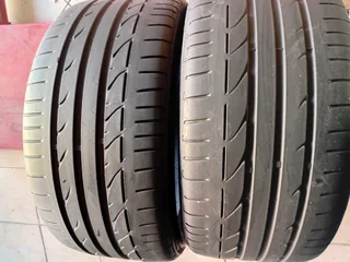 285/30 R20 used tyres and more. Call /whatsapp Enzo 0783455713
