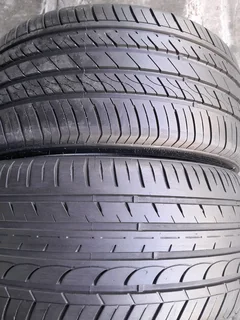 225/40 R19 used tyres in mint condition. Call/whatsapp Enzo 0783455713