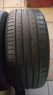 255/35 R19 used tyres and more. Call/WhatsApp Enzo 0783455713