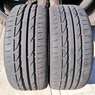 275/30 R20 used tyres in mint condition. Call /WhatsApp Enzo 0783455713